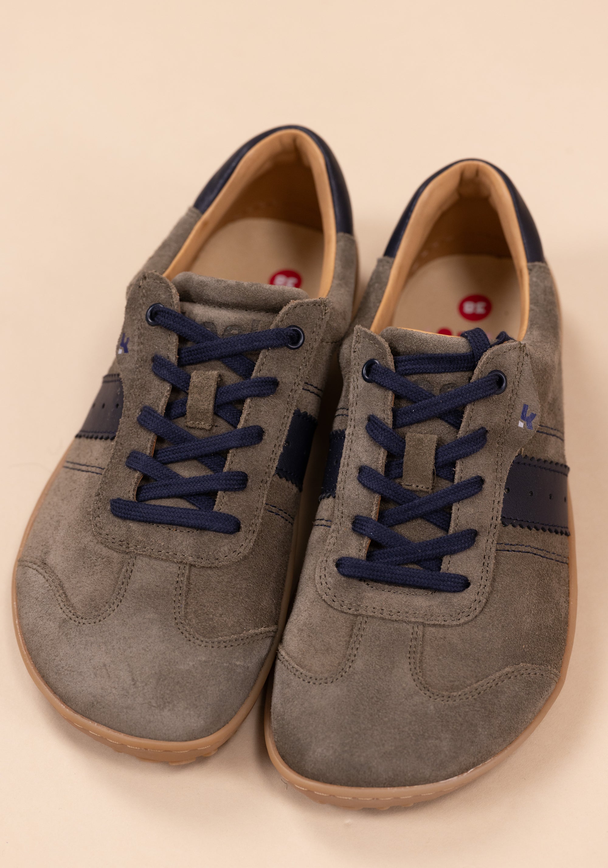 Sneakers Barefoot din piele întoarsă - Ila New Olive