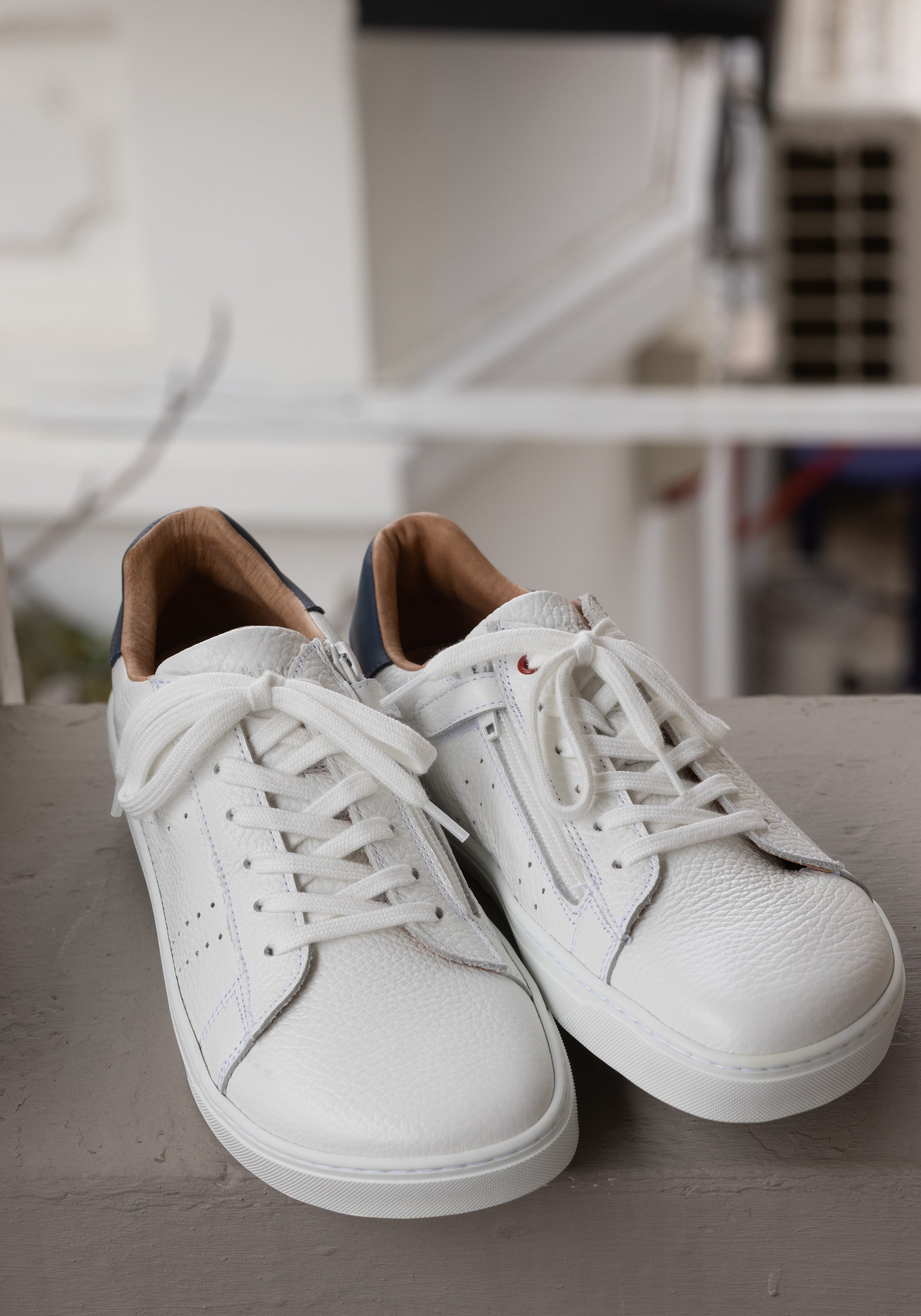 Sneakers Barefoot din piele - Raymond White Classic