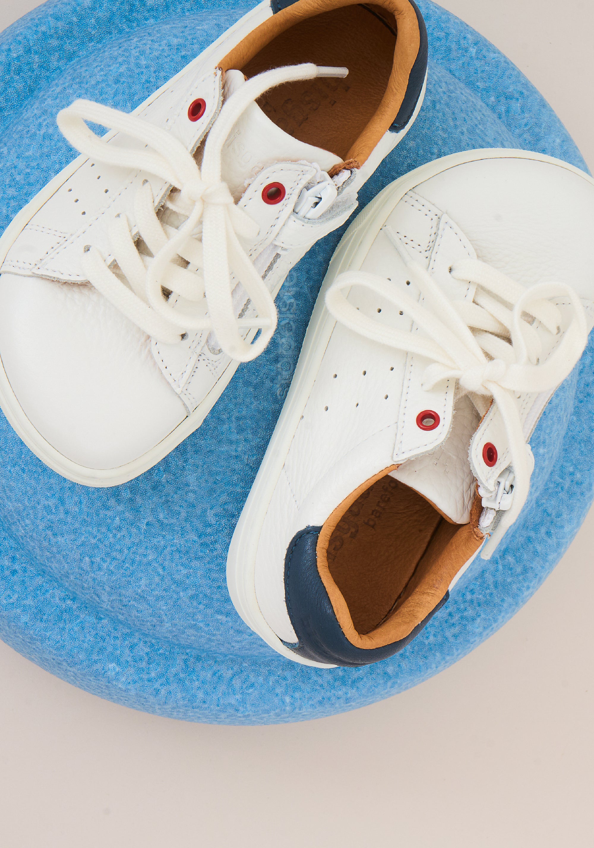 Sneakers Barefoot din piele - Raymond White Classic