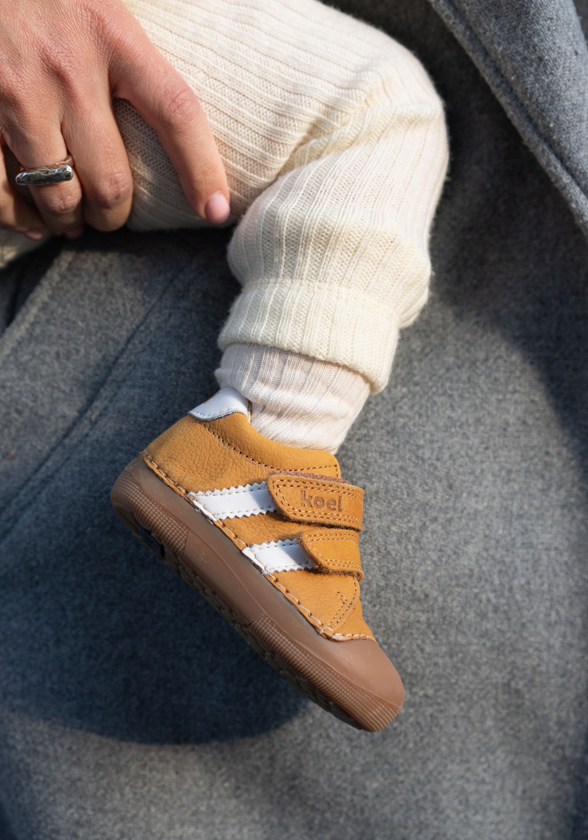 Sneakers Barefoot First Step din piele - Archie Cognac