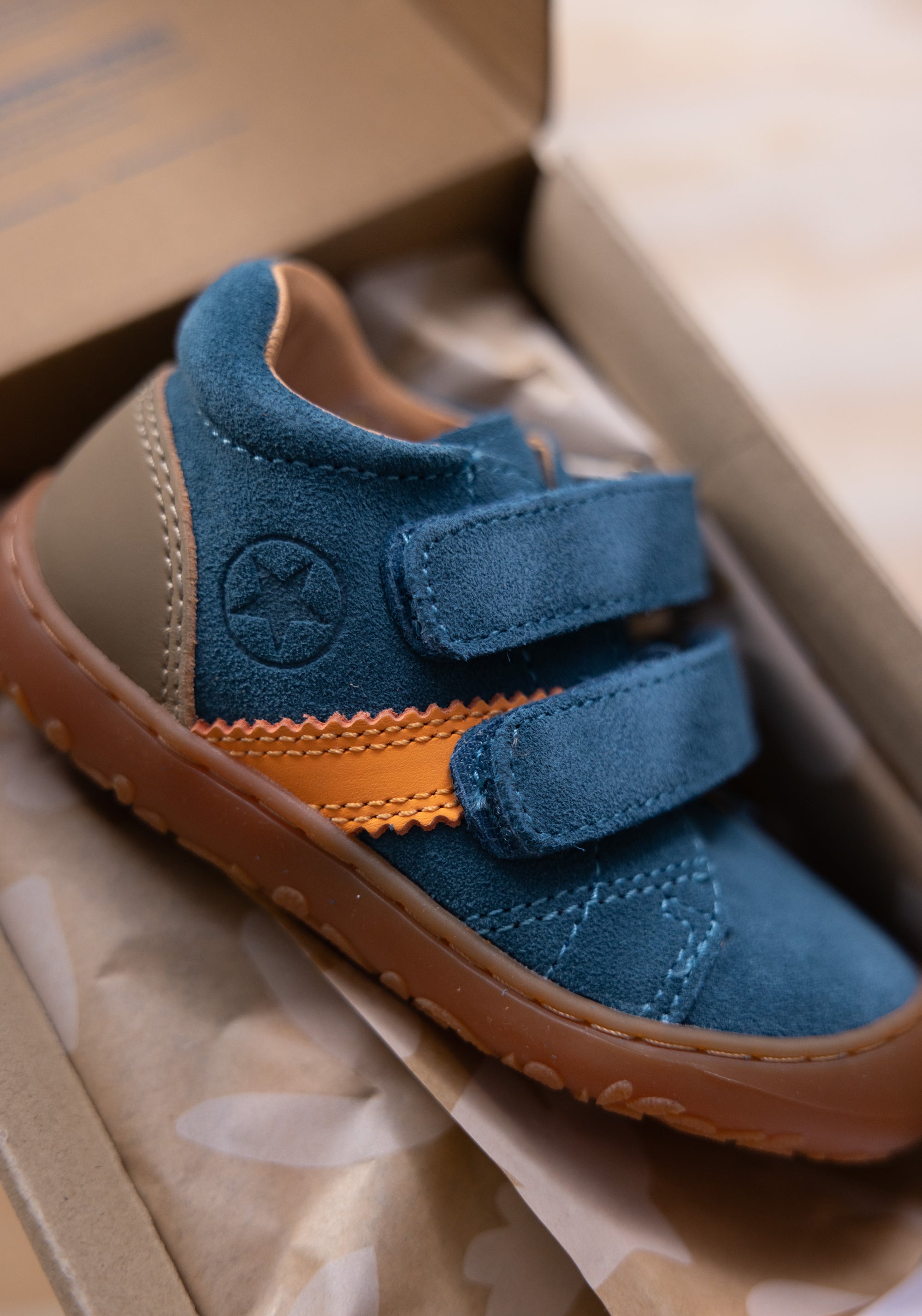 Sneakers Barefoot din piele întoarsă - Hale Petrol Play