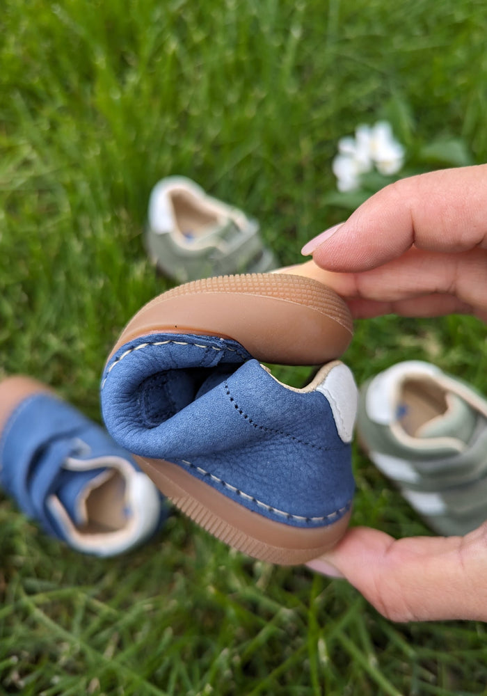 Sneakers Barefoot First Step din piele - Archie Jeans Koel HipHip.ro