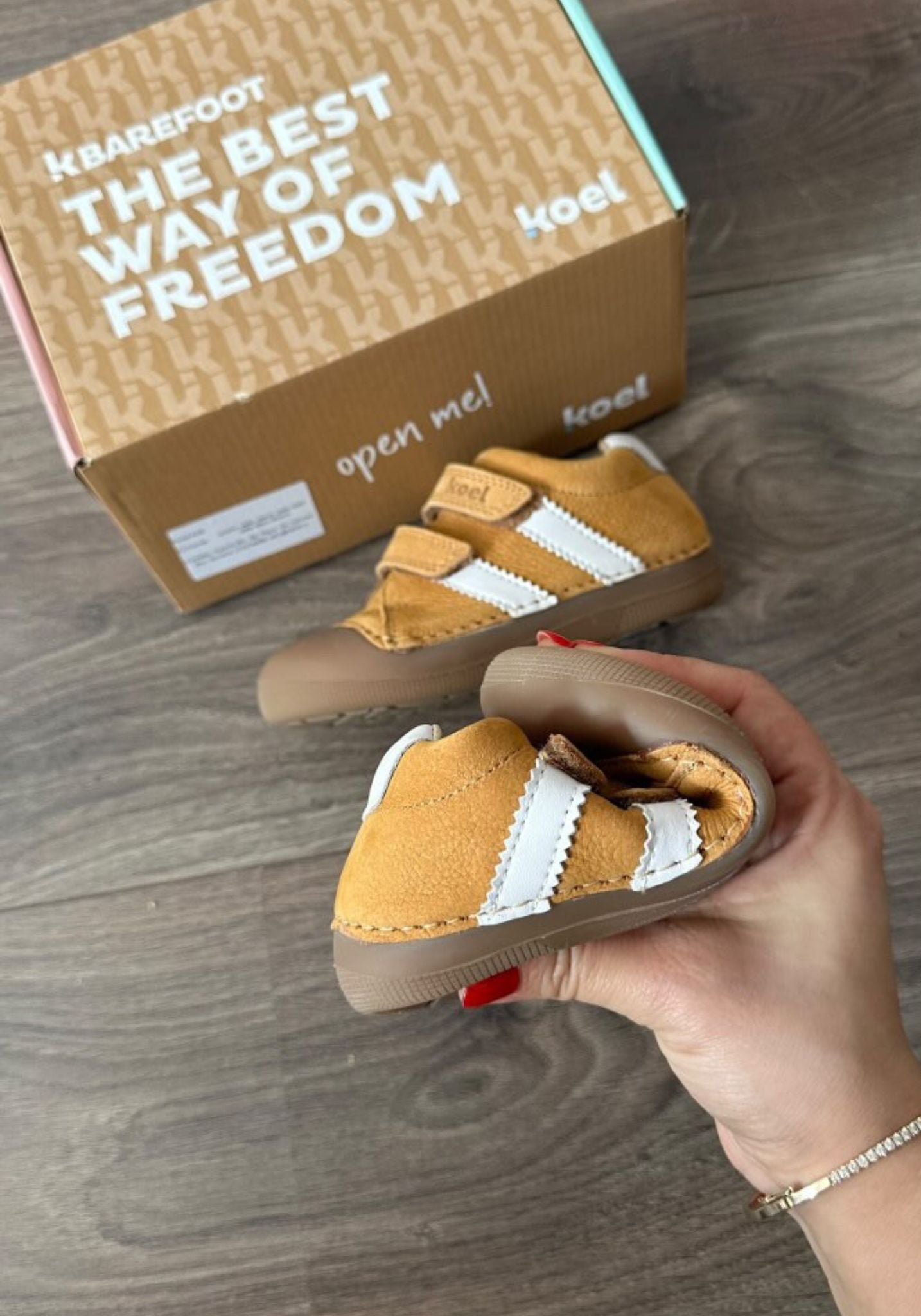 Sneakers Barefoot Wide din piele - Archie New Cognac