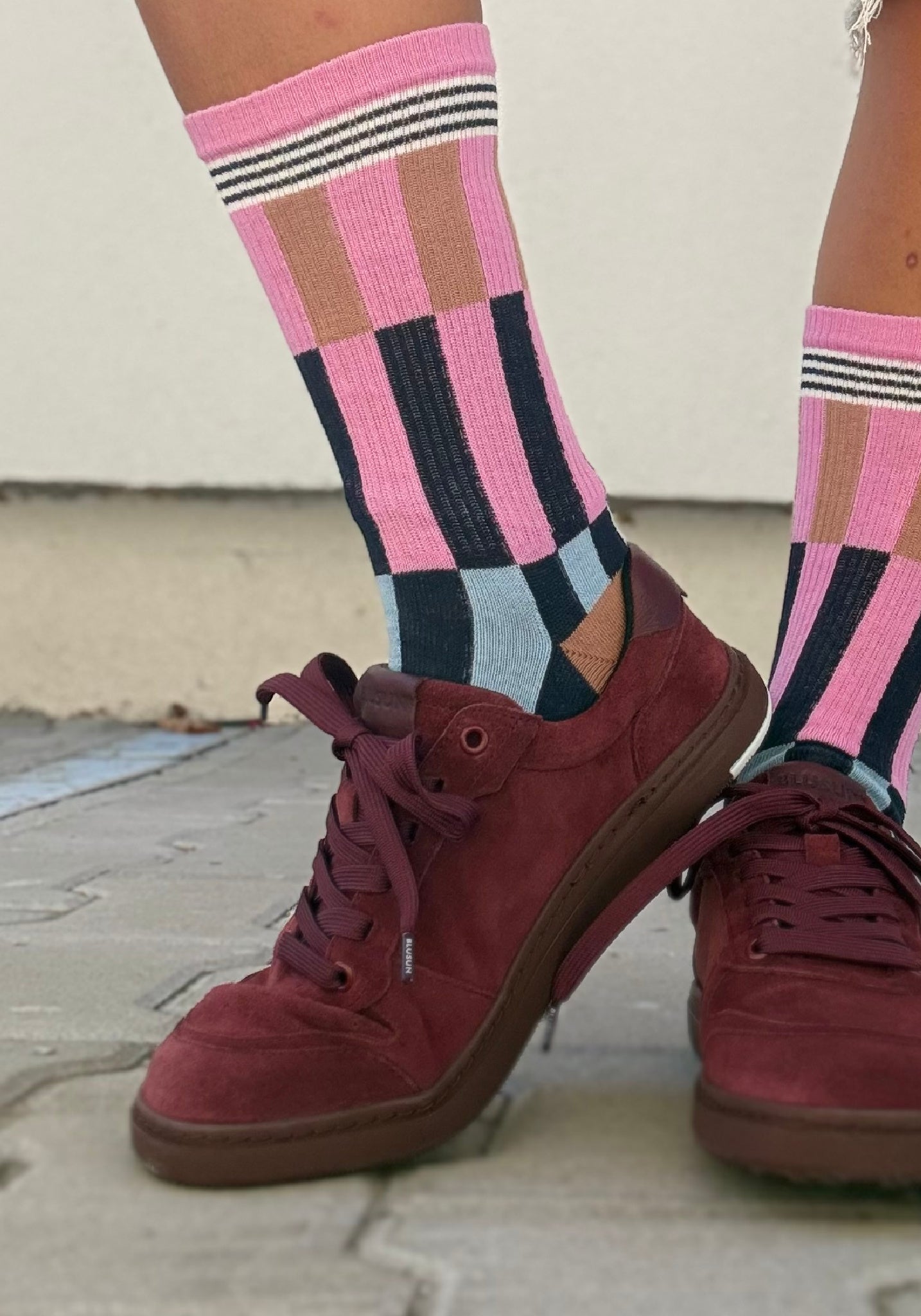 Sneakers Barefoot Wide din piele întoarsă - Berry