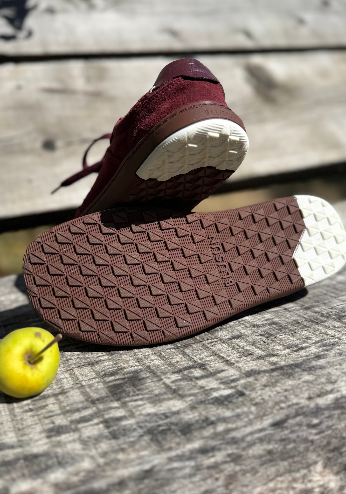 Sneakers Barefoot Wide din piele întoarsă - Berry