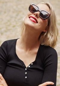 Tricou femei seamless din mătase - Gorgeous Black Minimalisma HipHip.ro