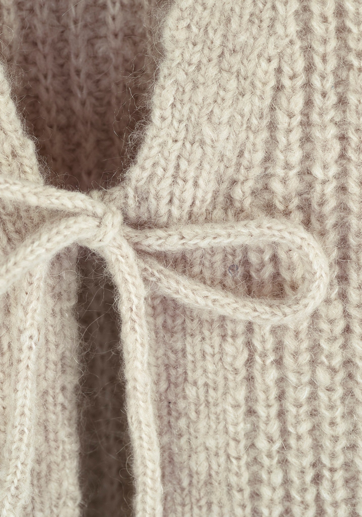 Vestă din alpaca, lână merinos și mătase - Beige