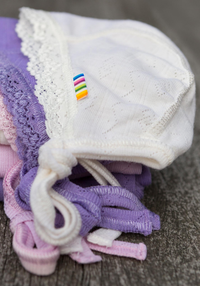 Căciulă Eyelet din lână merinos si matase - Basic White Joha HipHip.ro