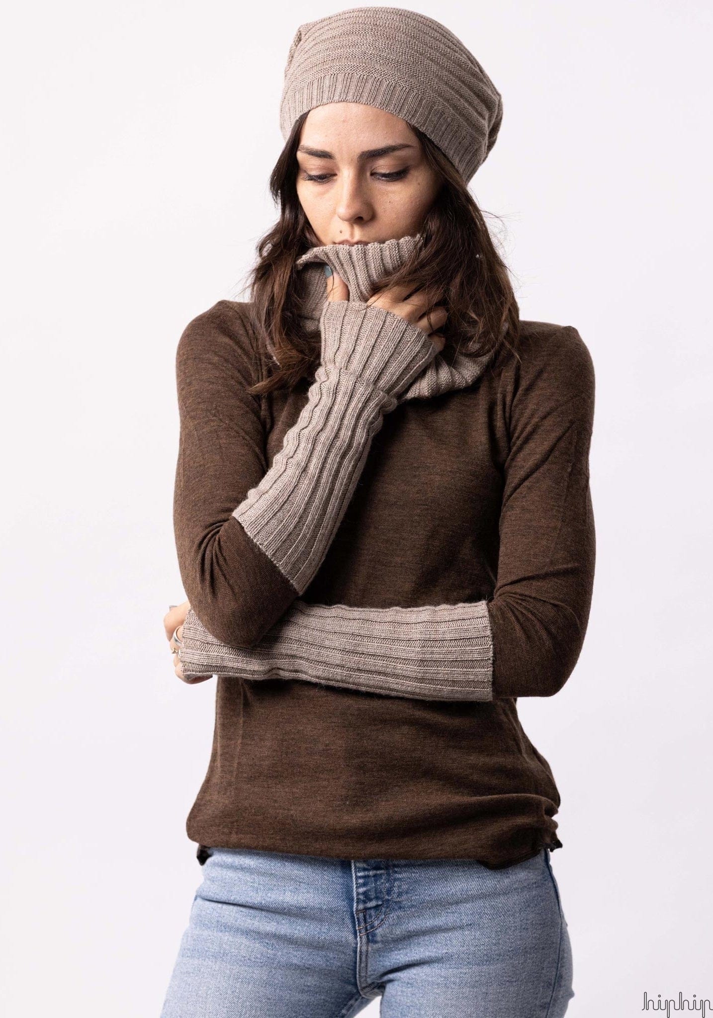 Căciulă long beanie din baby alpaca - Beige Melange