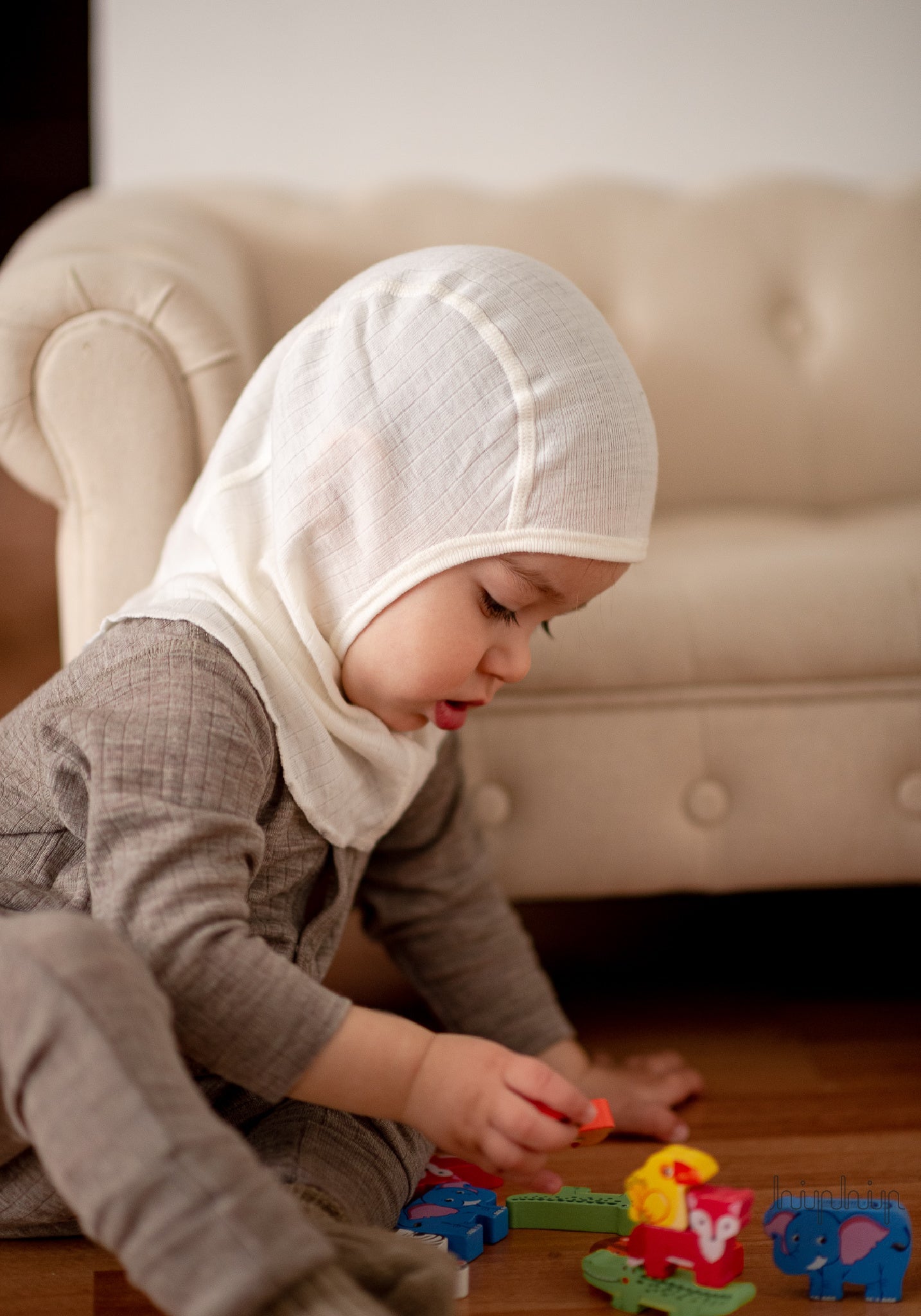 Cagulă lână merinos - Basic White Joha HipHip.ro