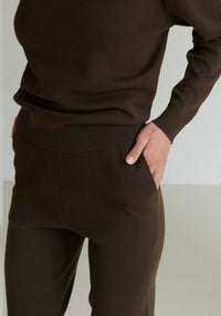 Pantaloni femei din bumbac - Fine Knit Chocolate FUB Woman HipHip.ro